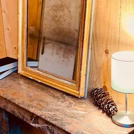Le Caillebotis *